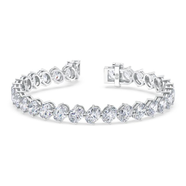 Slant  Grande Oval Tennis Bracelet