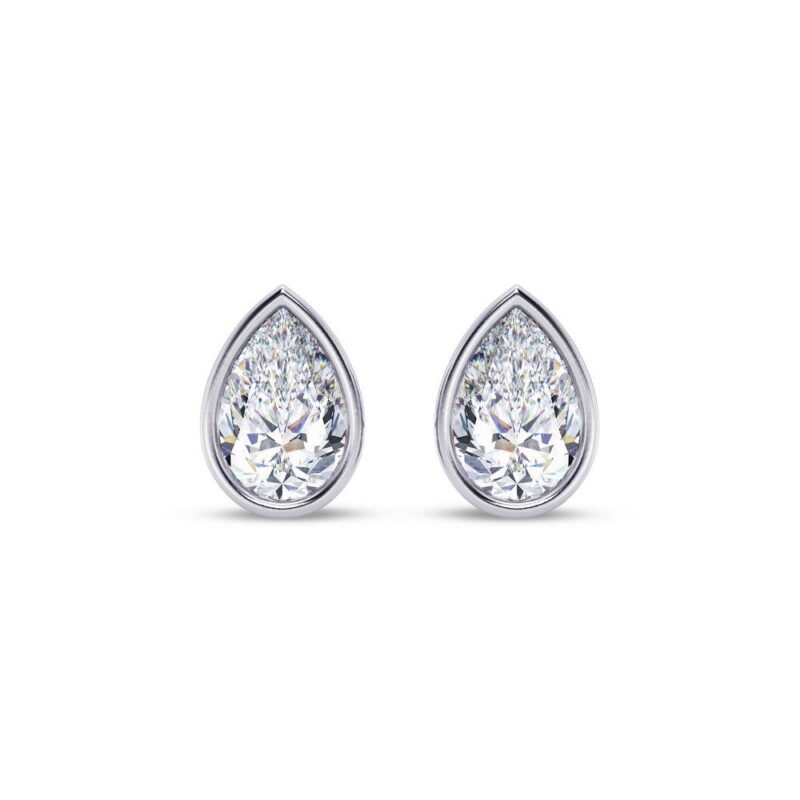 Chic Pear Diamond Earring