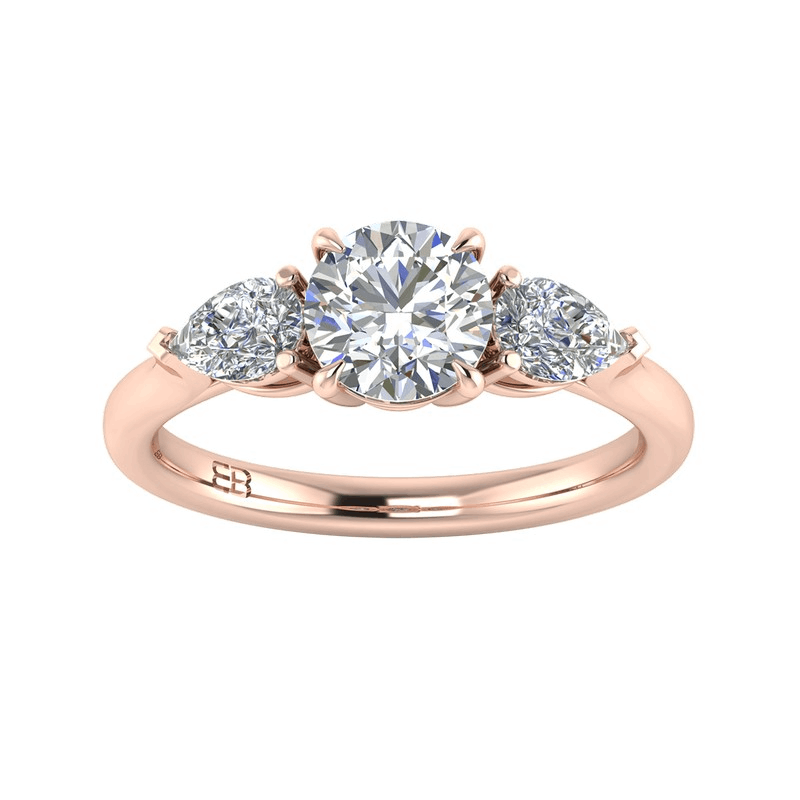 Ana: 2.40 Carat three stone oval diamond ring | Nature Sparkle