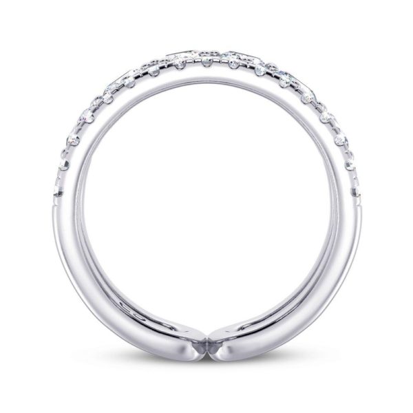 Soaring Oval Diamond Ring