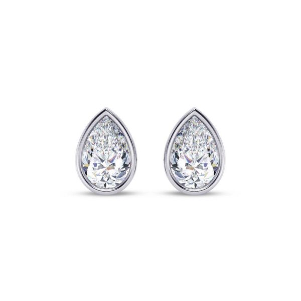 Chic Pear Diamond Earring